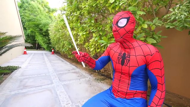 السيارات فيلم لعبة سحقها الهيكل ث سبايدرمان الحضانة القوافي للأطفال مضحك الاطفال الفيديو