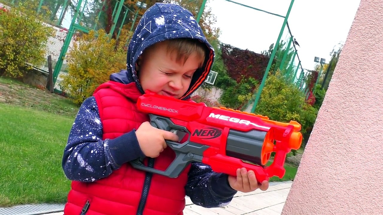 Bad Kids & Giant Dinosaurs! Learn colors with Nursery rhymes for kids songs-p0MIrASDSls