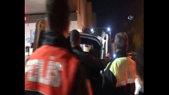 Bunalıma girdi, pompalı tüfekle havaya ateş açarak ortalığı ayağa kaldırdı