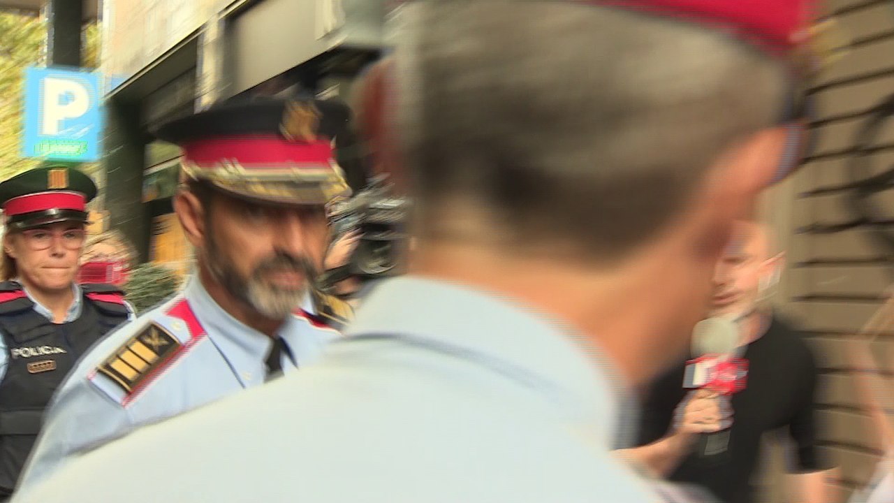 El Gobierno cesa a Trapero e Interior controlará a los Mossos