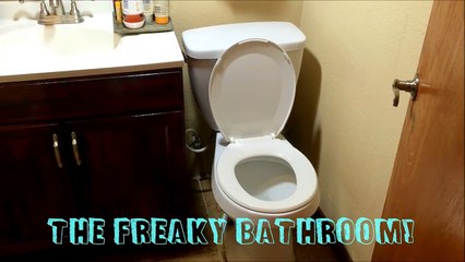 Giant Bugs VS Shark in Bathroom!!! Kids Toys-qz2Sfw2d8Bw