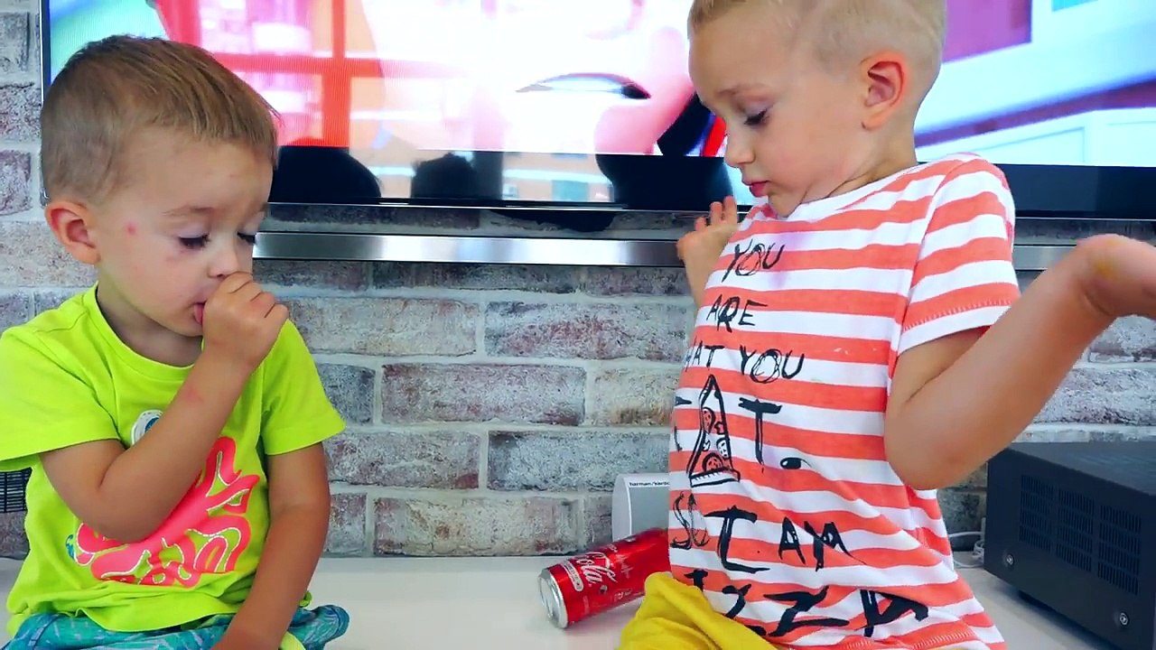 FUNNY KIDS PRANK with COCA COLA! Kids Transform Magic Car, Family Fun Kids toys-20lCm8MSFNo