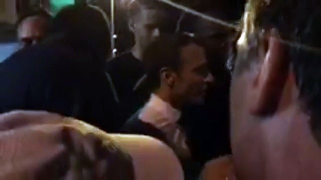 Emmanuel Macron a « encore du nez » pour reconnaître l'odeur du cannabis