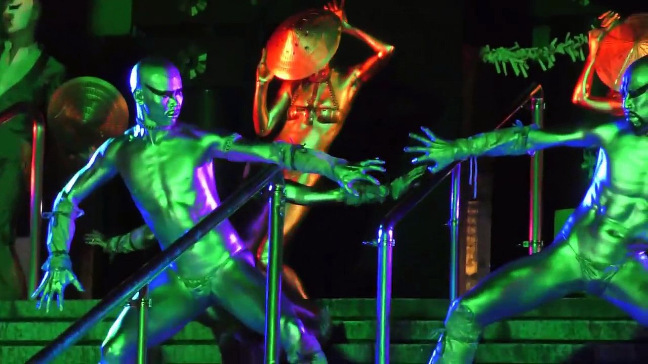 第40回（2017年）大須大道町人祭 金粉ショウ/金粉ショー 大駱駝艦　street performance golden bodypainting butoh dancers