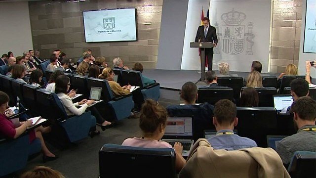 مدريد تفرض الوصاية المباشرة على كاتالونيا المستقلة