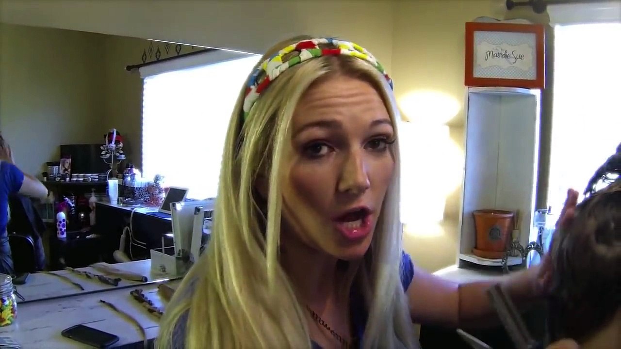 Miley Cyrus/Pink Haircut || Long Hair to Short Pixie Haircut || Drastic