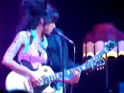 Amy Winehouse Paris Oct. 2007