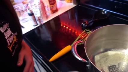 DIY FLAMIN’ HOT MAC AND CHEESE CONES