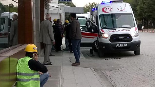 Elazığ'da Hastane İnşaatında Çalışan 40'tan Fazla İşçi Yemekten Zehirlendi
