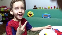 Homem Aranha Desafio Tiro ao Alvo Massinha Play Doh Galinha Pintadinha Spiderman kids Playing Toys