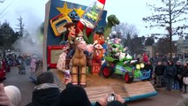 Disneyland Paris - La Magie Disney en Parade new HD Full Show (réédition)