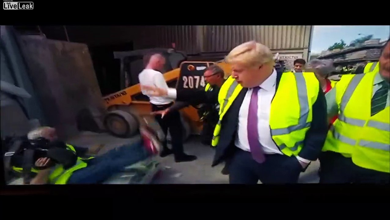 Darth Boris Johnson Vader uses the force