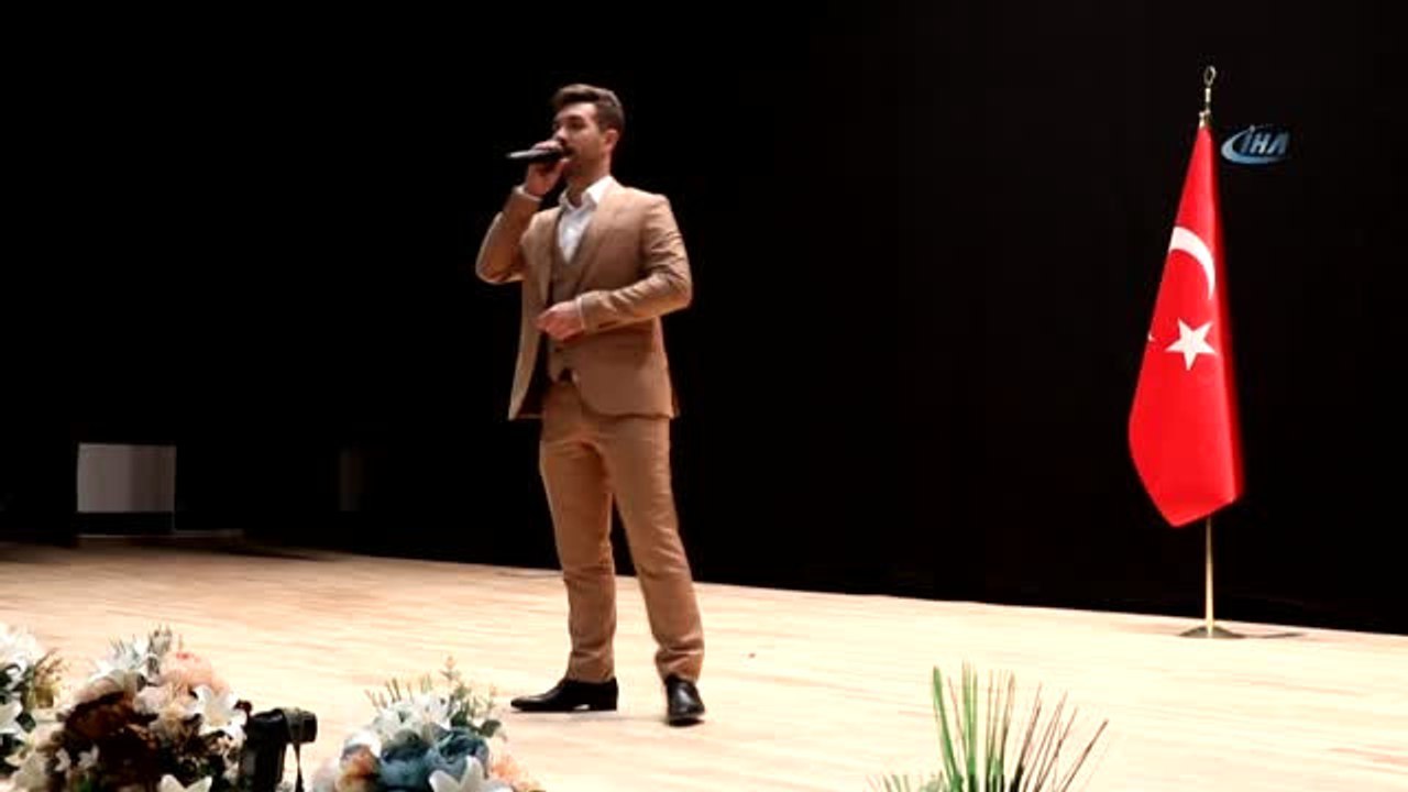 İlahiyatçı Nihat Hatipoğlu'dan Hadis Vurgusu