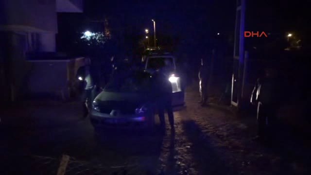 Adıyaman Polisten Kaçan Otomobilde Uyuşturucu Ele Geçti: 2 Gözaltı