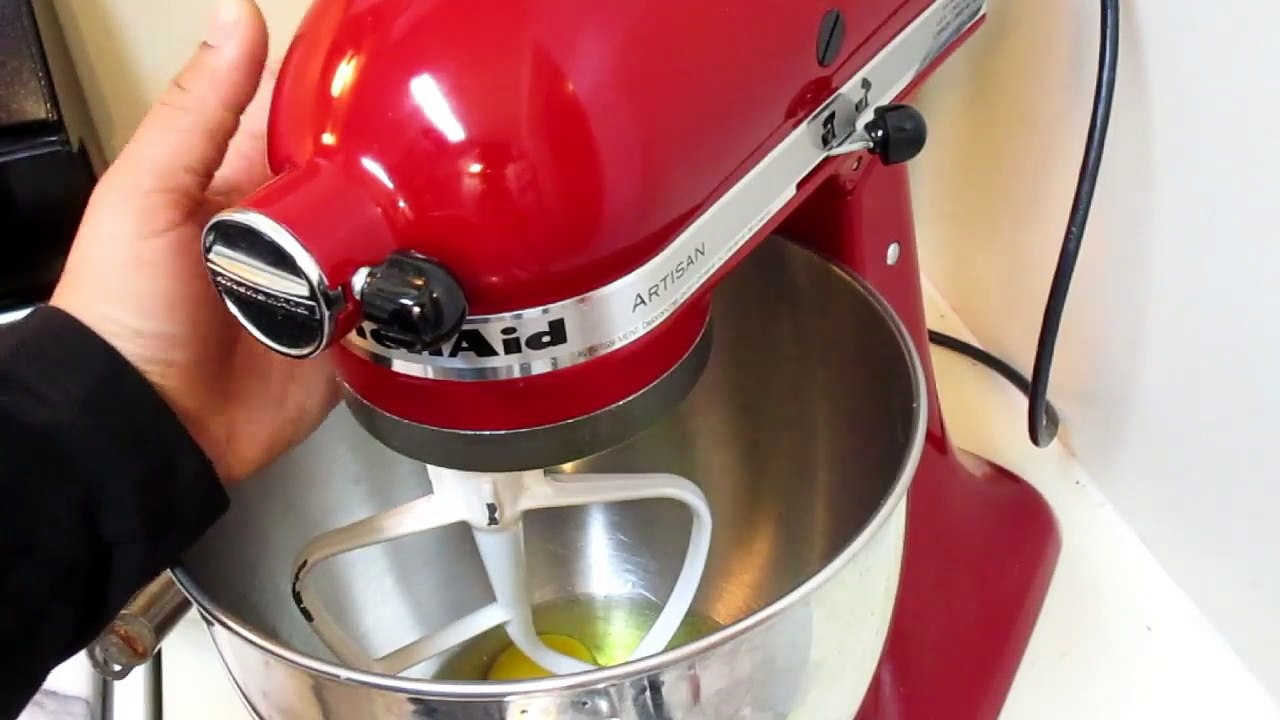 COMO HACER CUPCAKES ESPONJOSOS- Ponquesitos Esponjosos