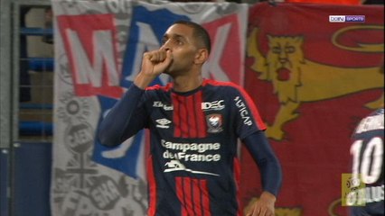 Video herunterladen: Incredible goal from Rodelin for Caen