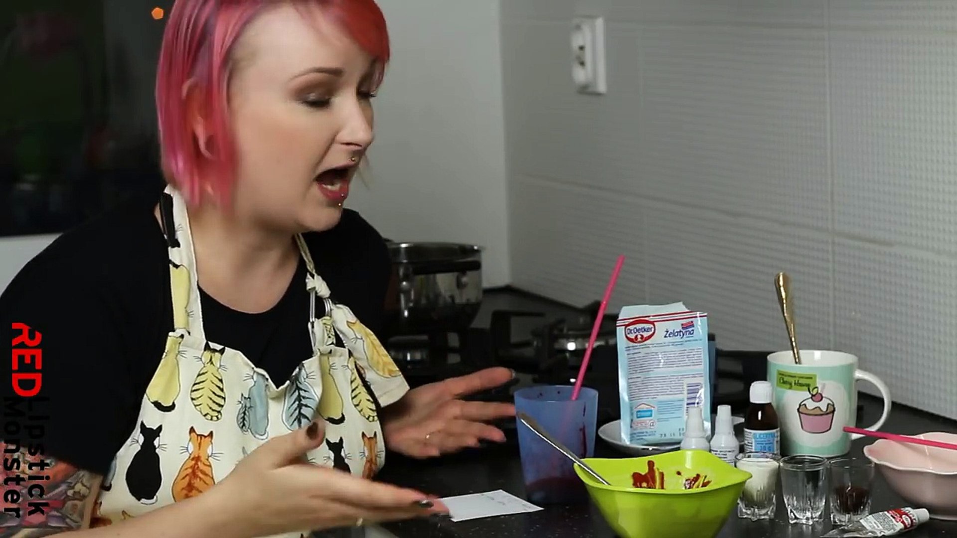 ⁣DIY Jak zrobić krew ? [ Red Lipstick Monster ]