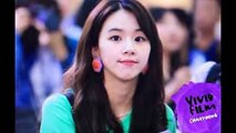 [170817] Chaeyoung (Twice) photographed Carefree Travelers at Linh Ung Pagoda