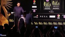 32.Salman Khan, Priyanka Chopra, Deepika Padukone, Sonakshi Sinha, Shahid, Tiger at IIFA