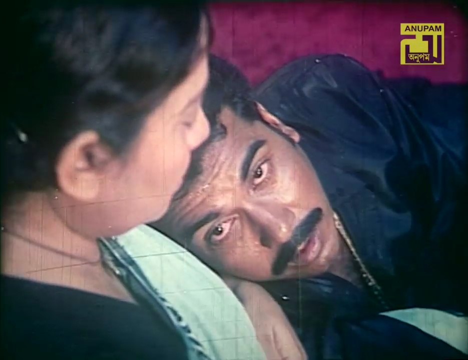 Bangla sad song|Mayer Ekdhar Dudher Daam_মায়ের একধার দুধের দাম_Bortoman_Manna,Anwara,Moushumi|Bangla movie song