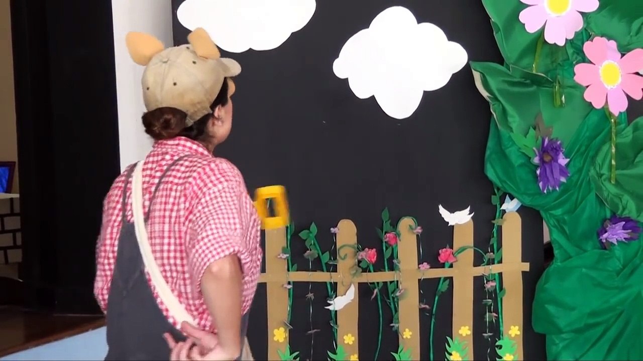 Os 3 Porquinhos e o Lobo Mau - teatro infantil