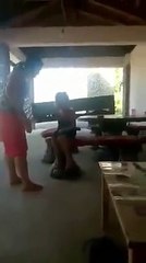 Majka tuce  dijete Bosna