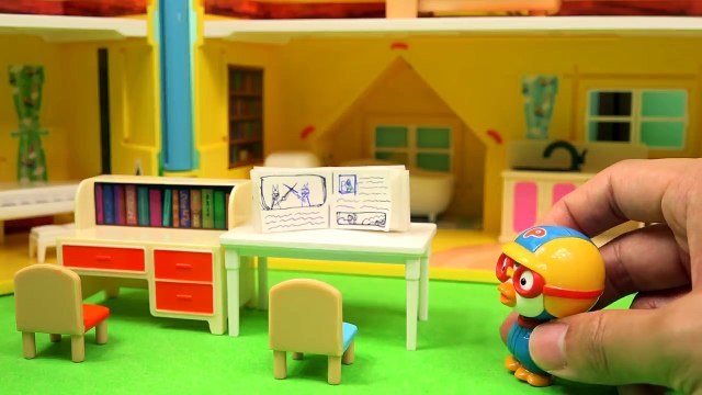 무서운이야기 2탄 책상귀신의 출현★뽀로로 장난감 애니 (Horror Story in Pororo Toy Animation)