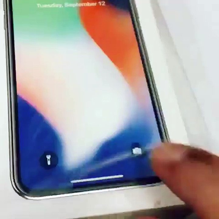 iPhone X unboxing