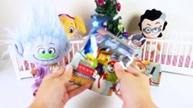 Baby Potty Training with Trolls, Paw Patrol Skye, Baby Villain on Christmas | Ellie Sparkles