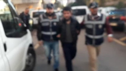 İzmir'de Deaş Operasyonu: 10 Gözaltı