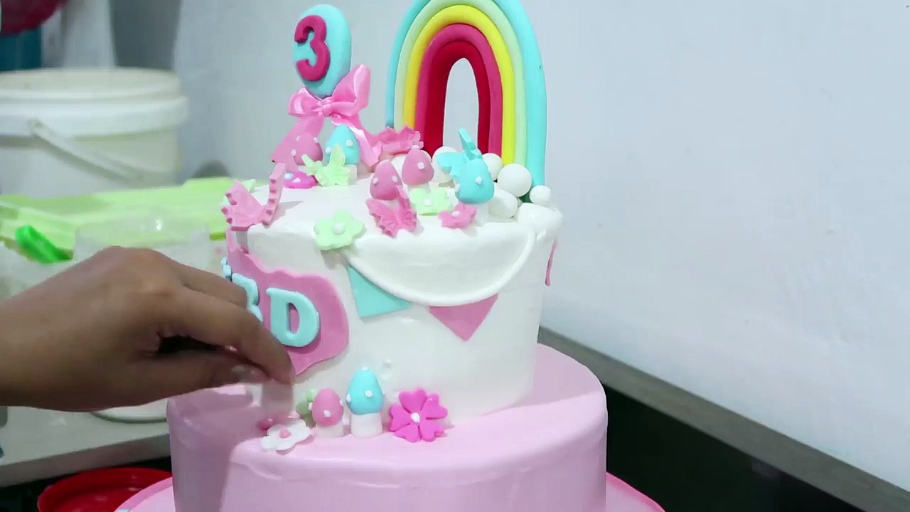 HOW TO MAKE BIRTHDAY CAKE MY LITTLE PONY GRADED