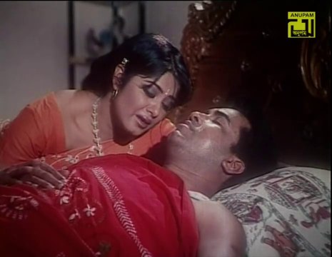 Ami Tomar Ke । Bangla Movie Song - Moushumi, Manna |Bangla sad song|আমি তোমার কে [দুই বধু এক স্বামী]