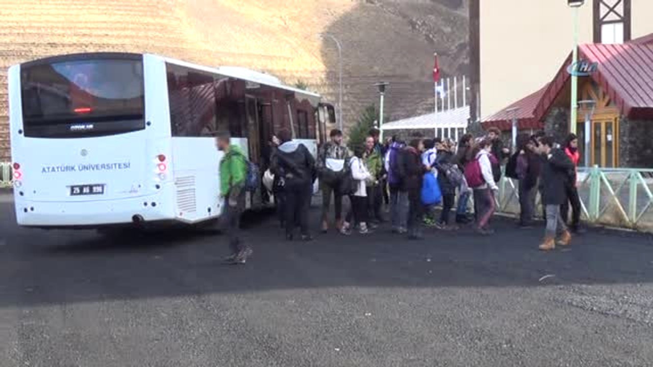 Erzurum'da Palandöken Dağına Cumhuriyet Tırmanışı