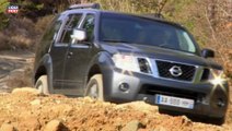 Onlinemotor Nissan 4x4 Pathfinder Nissan Navara offroad