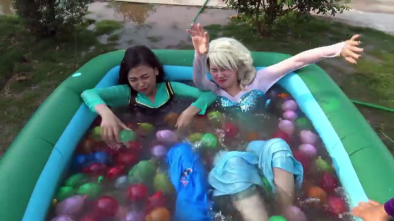 سود سبايدرمان كيدناب إلسا إنسيس سيارة ديزني مهرج سبايدرمان الإنقاذ المزح مضحك فيديو أطفال خارقة