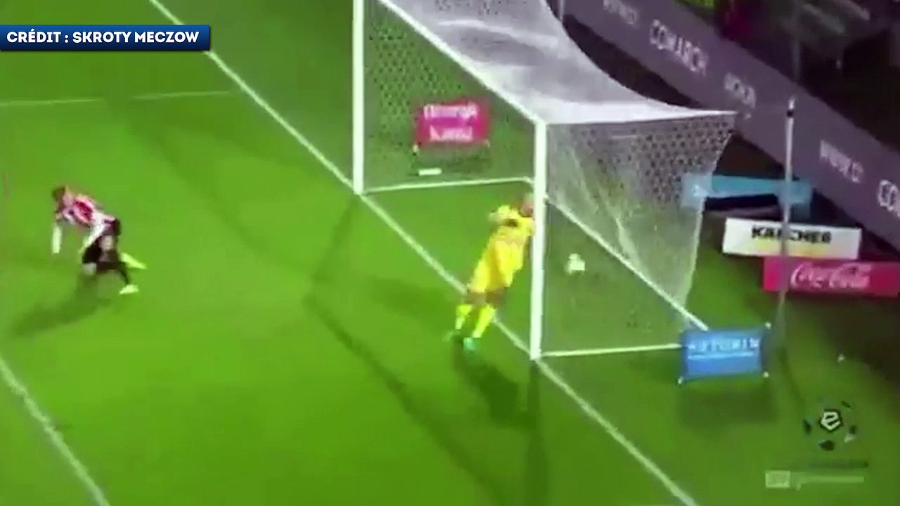 Michal Helik marque un but à la Zlatan Ibrahimovic !