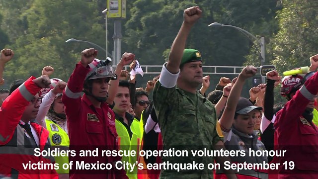 Mexican Day of the Dead parade pays tribute to quake victims