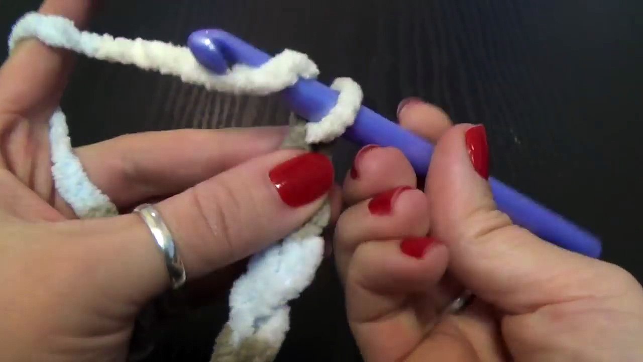 How To Crochet A Baby Blanket Using V Stitch | For Beginners