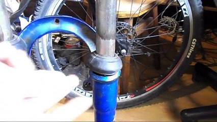 Ремонт, обслуживание передней пружинной вилки велосипеда. Как разобрать и смазать вилки велосипеда.