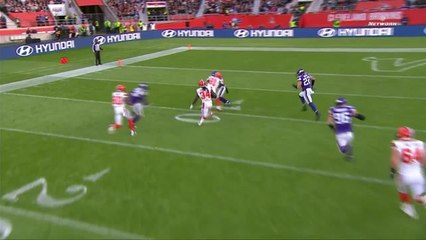 Isaiah Crowell rushes for 38-yard gain