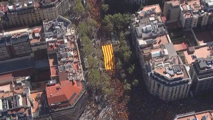 Marcia per l'unità della Spagna a Barcellona