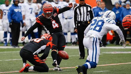 Henry Anderson bull rushes Randy Bollock, blocks field goal