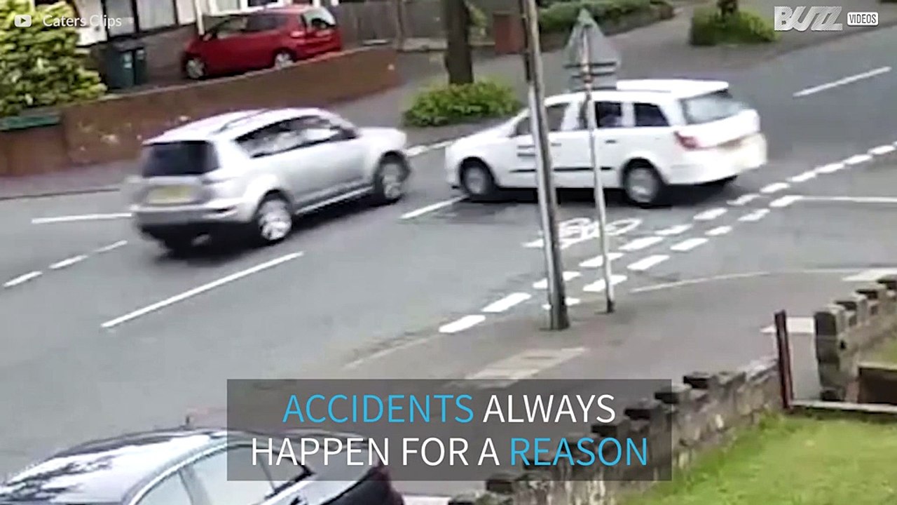 Terrifying car crash compilation