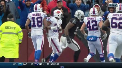 Can't-Miss Play: Explosive Shady McCoy TD puts end to Raiders comeback
