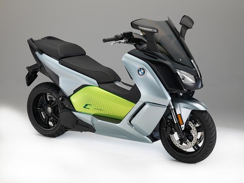 BMW C-Evolution Electric Maxi-Scooter Review - Moto Mouth Moshe #39