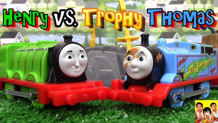 THOMAS AND FRIENDS THE GREAT RACE #98 TRACKMASTER SPEED & SPARK THOMAS KIDS PLAYING TOY TRAINS