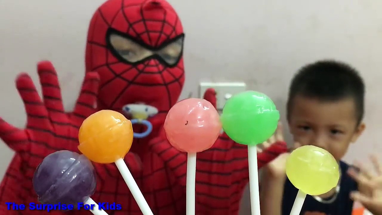 Bad Baby with Tantrum and Crying for Lollipops Little Babies Learn Colors with Finger Family Songs-n_a9GElaIgI