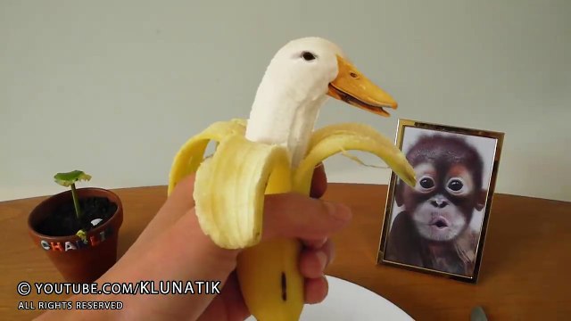 Eating a GENETICALLY MODIFIED (GMO) BANANA!!! Kluna Tik Dinner #79 _ ASMR eating sounds no talk-cHUUg5zKsrw