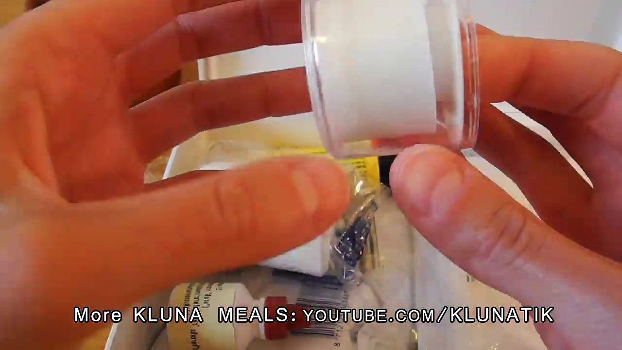 Charlie bit my finger!!  - Kluna Tik Dinner #17 _ ASMR eating sounds no talk-igTK46DWEM0