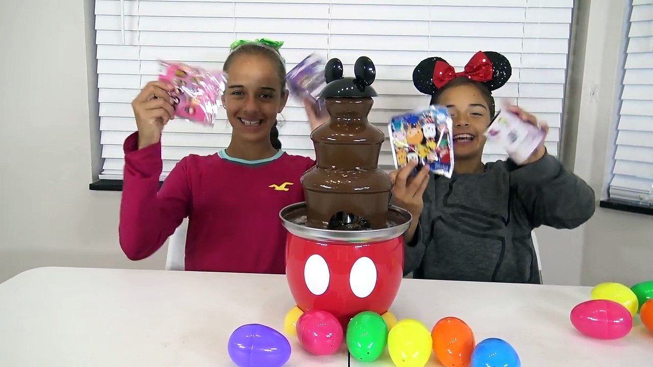 CHOCOLATE FOUNTAIN CHALLENGE! Super Gross Real Food Kids Vs Food Bad Baby Sophia Sarah
